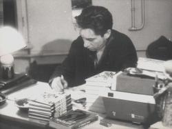 Íróasztalánál (Kolozsvár, 1970)