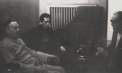Básti Lajos, Páskándi Géza és Várkonyi Zoltán, a Vendégség bemutatója idején (Pesti Színház, 1971. dec.)
